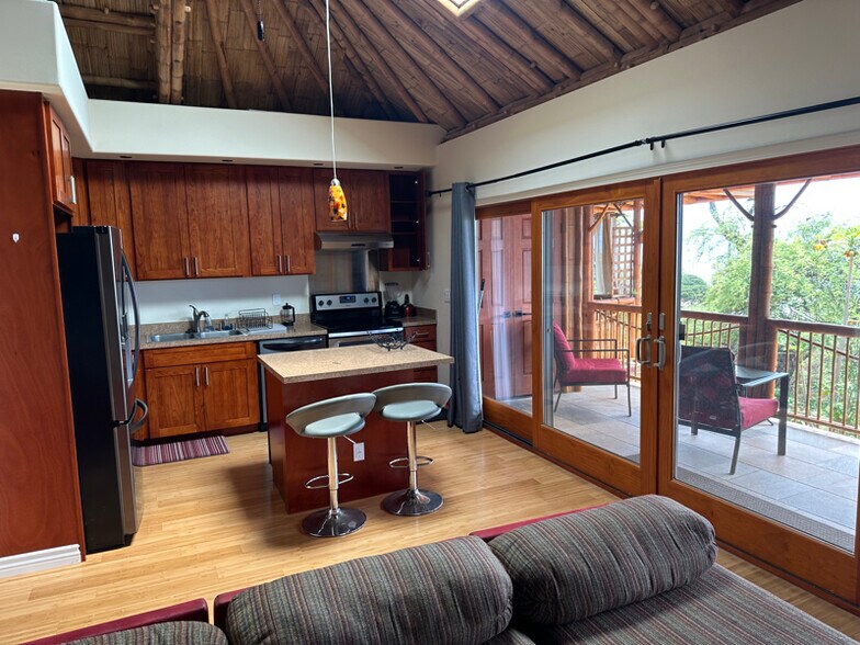 Building Photo - 75-5648-5648 Ololi Rd