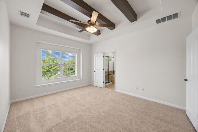 Building Photo - 7220 Wyoming Springs Dr