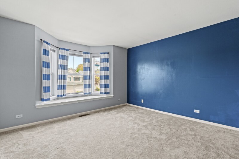 Building Photo - 259 Grand Ridge Rd