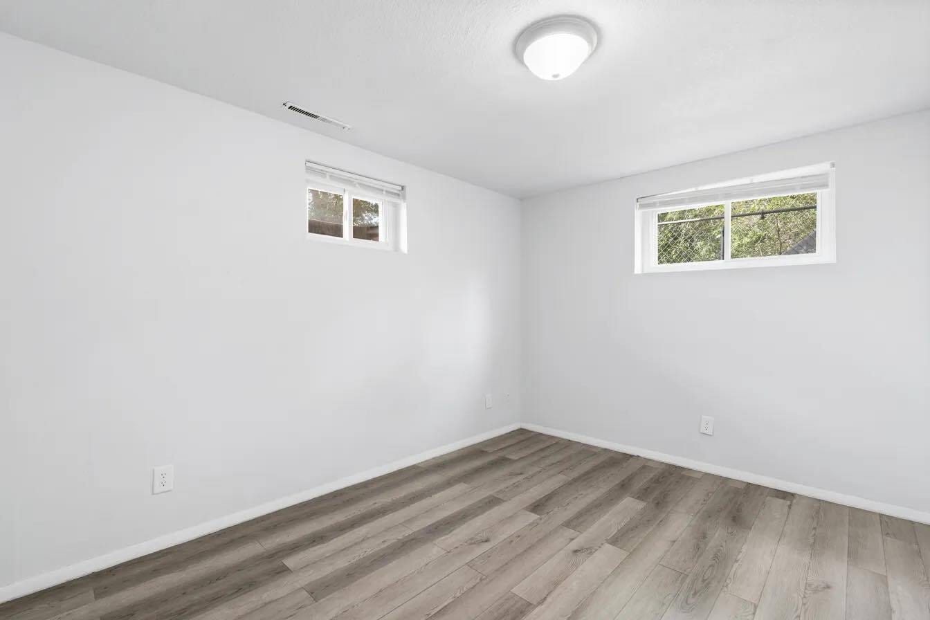 Building Photo - 408 Maplewood Dr