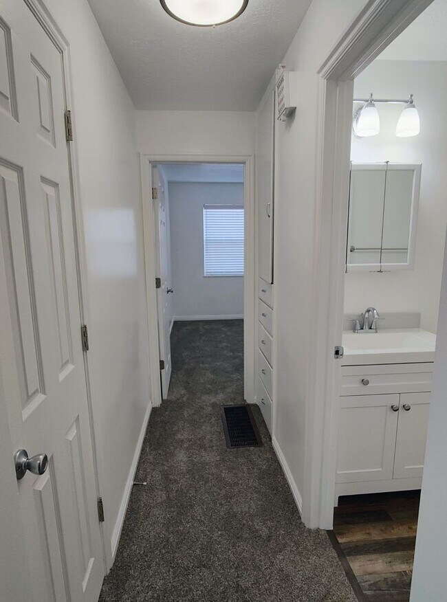 Building Photo - Beautiful 2 Bd 2 Bath Home in Murray