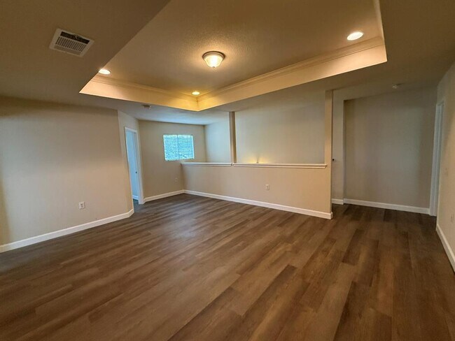 Building Photo - 1608 Anise Dr