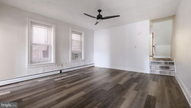 Building Photo - 4 E State St