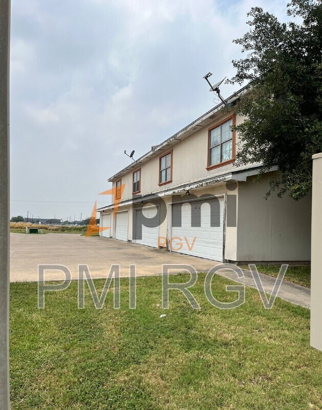 Building Photo - 205 S Baltic Ave