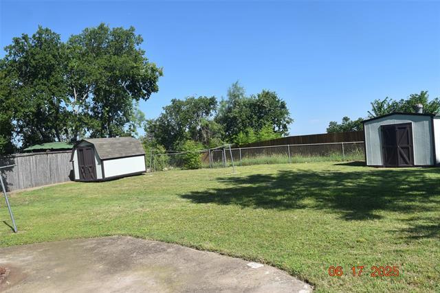 Building Photo - 401 Rhineland Rd