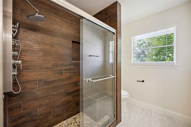 Building Photo - 3403 Linkwood Dr