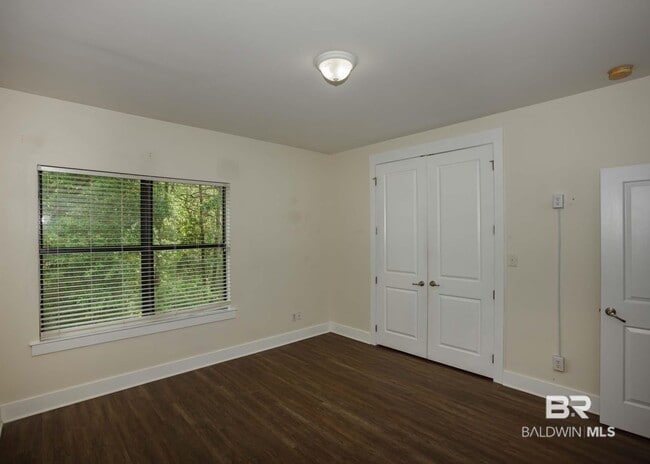 Building Photo - 109 Cody Ln