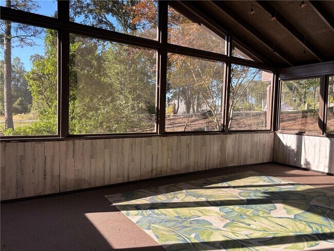 Building Photo - 209 Evans Cook Ct