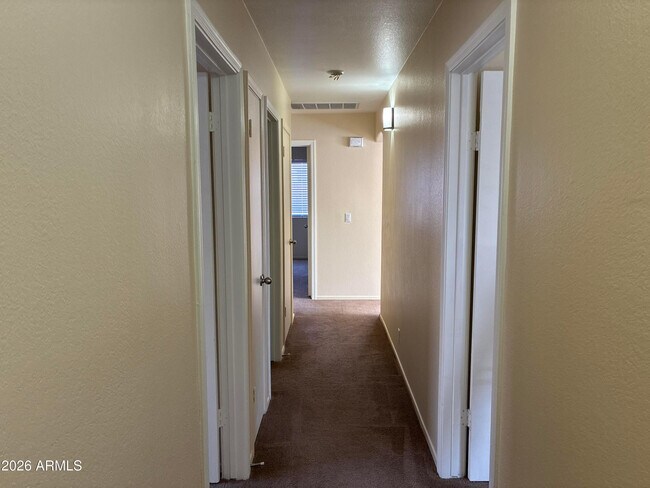 Building Photo - 16545 N 157th Ave