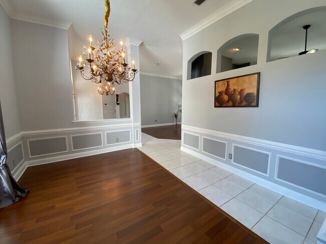 Building Photo - 7848 Rittenhouse Ln