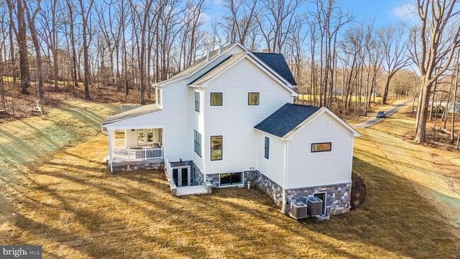 Building Photo - 1199 Hoods Mill Rd