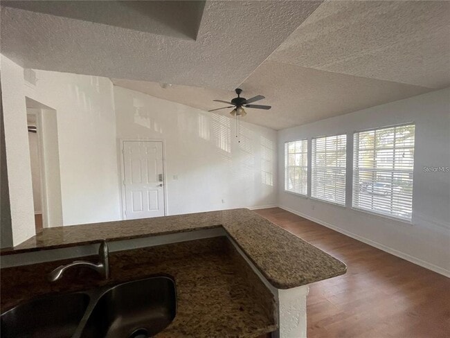 Building Photo - 1027 S Hiawassee Rd