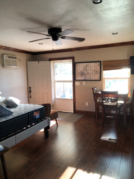 Building Photo - 2533 Cambon Way
