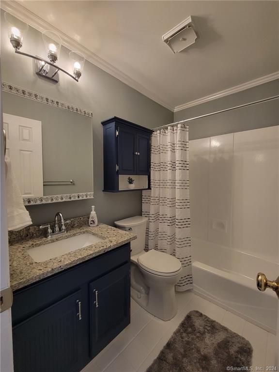 Building Photo - 22 Essex Ct