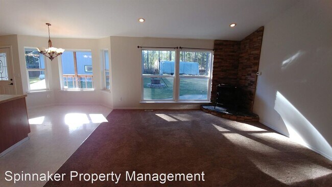 Building Photo - 4 br, 3 bath House - 24512 64th Ave E