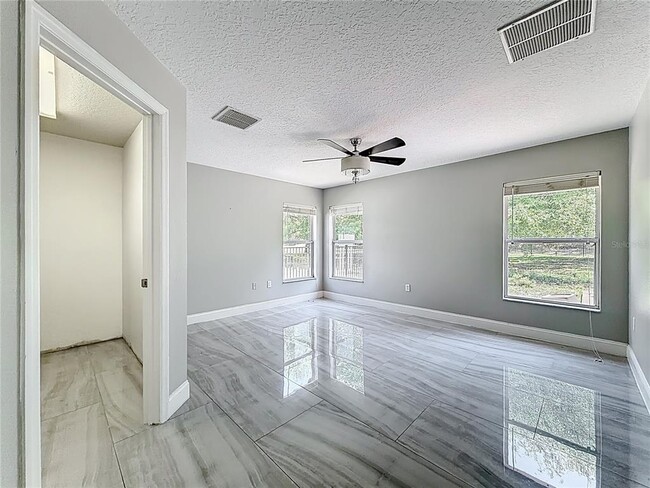 Building Photo - 12844 Oulton Cir