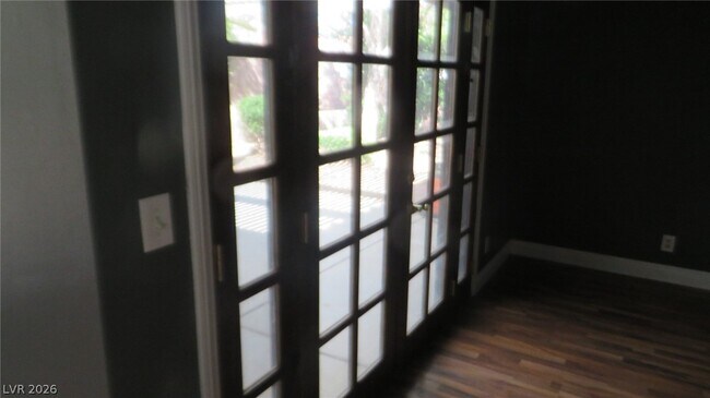 Building Photo - 5608 Crimson Ridge Dr