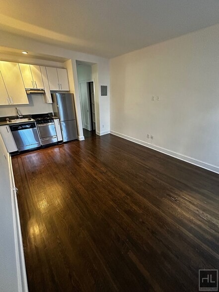 Building Photo - EAST 87 STREET