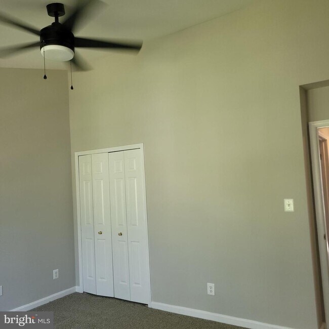 Building Photo - 733 Orley Pl
