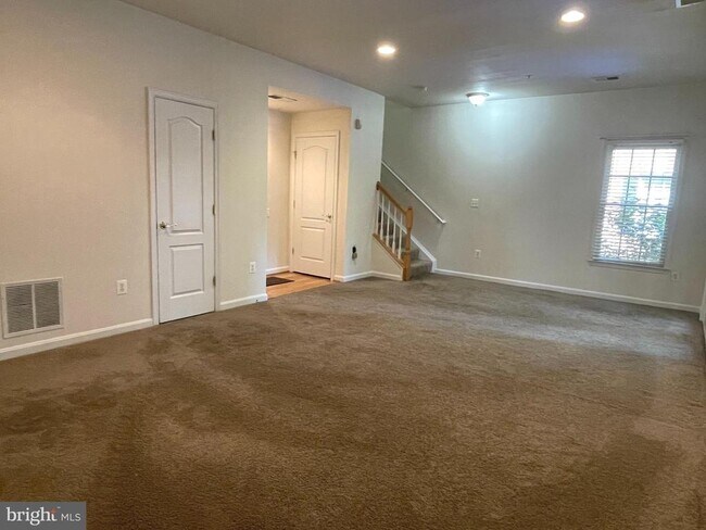 Building Photo - 6130 Stonehenge Pl