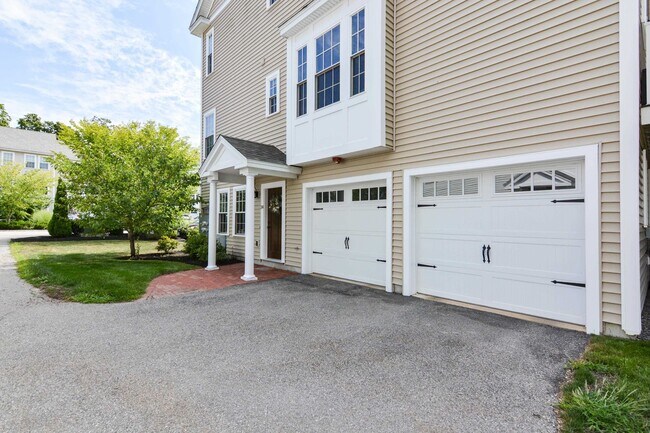 Primary Photo - 34 Acadia Ln