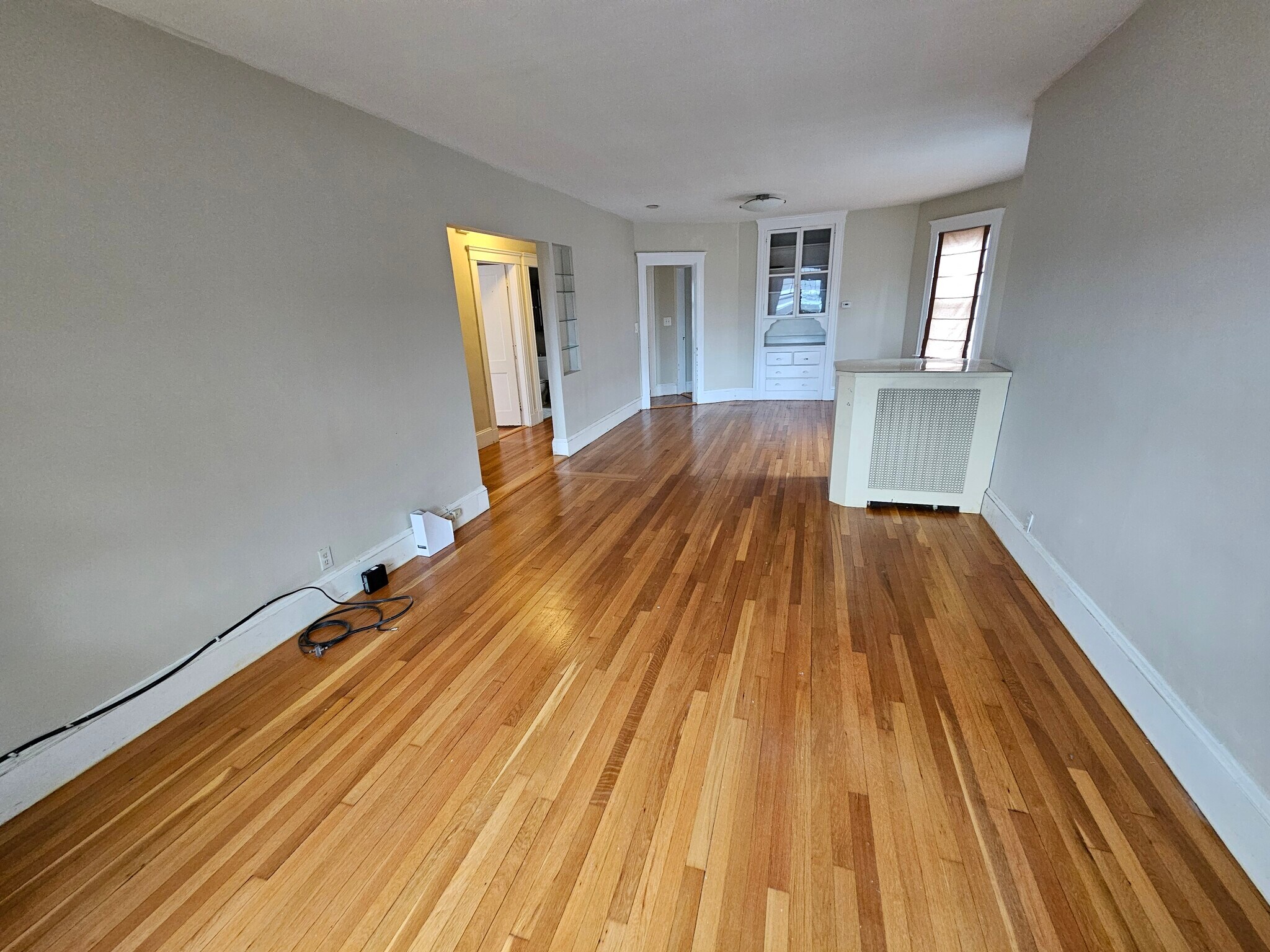 Building Photo - 82 Walnut St