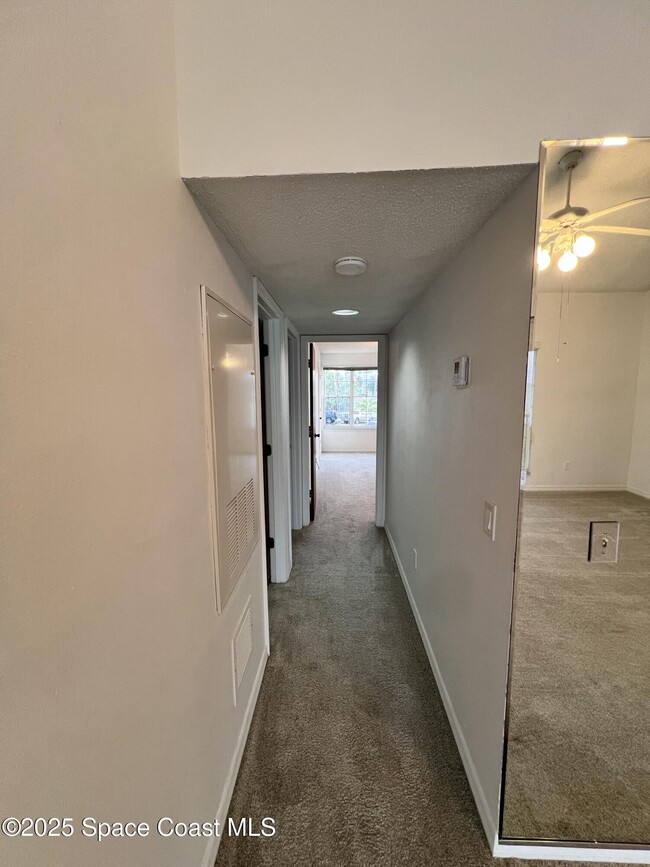 Building Photo - 7240 US-1