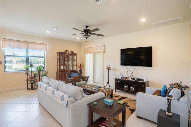 Building Photo - 15213 Capri Isle Ln