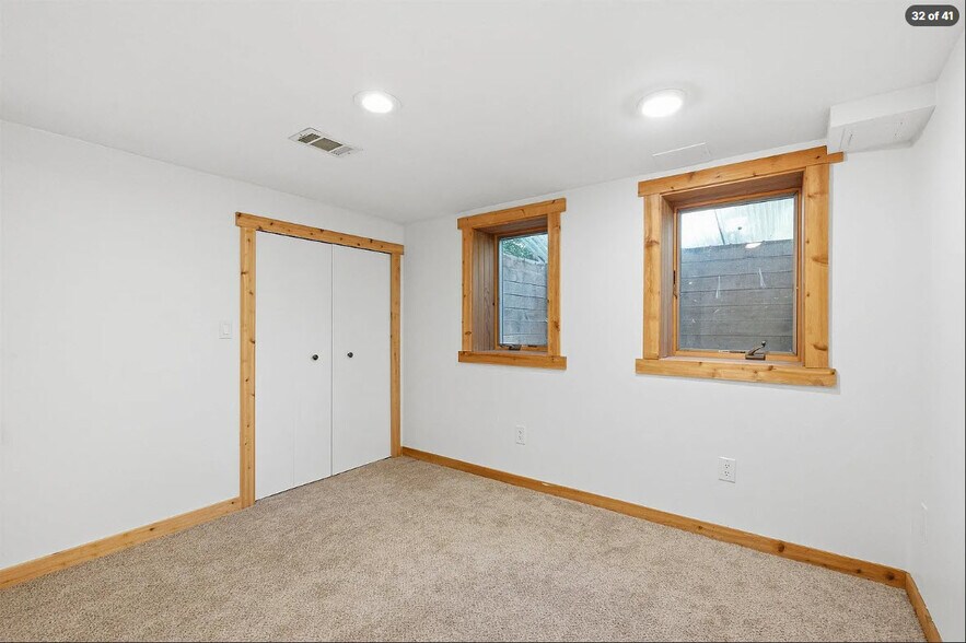 Building Photo - 1510 King George Blvd