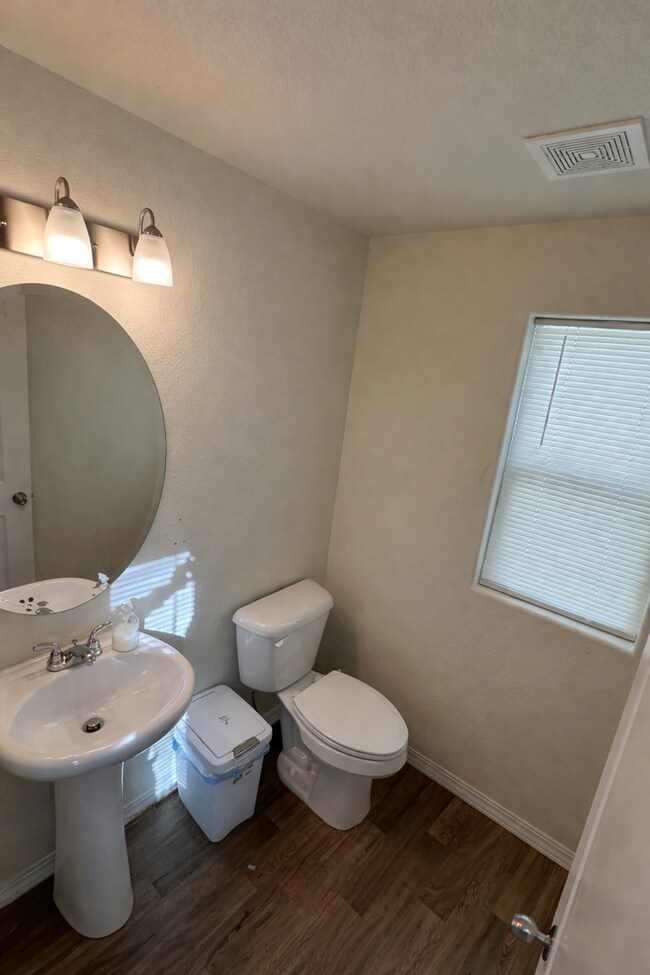 Building Photo - 5253 Painted Sky View