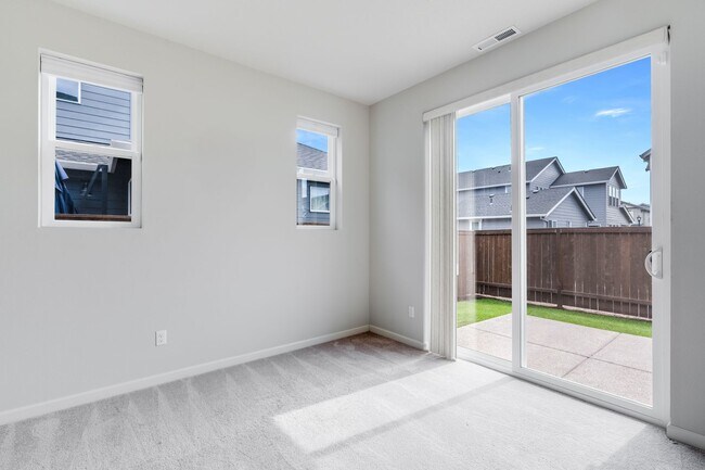 Building Photo - Beautiful 4 Bed, 3 Bath Rental Home in Nor...