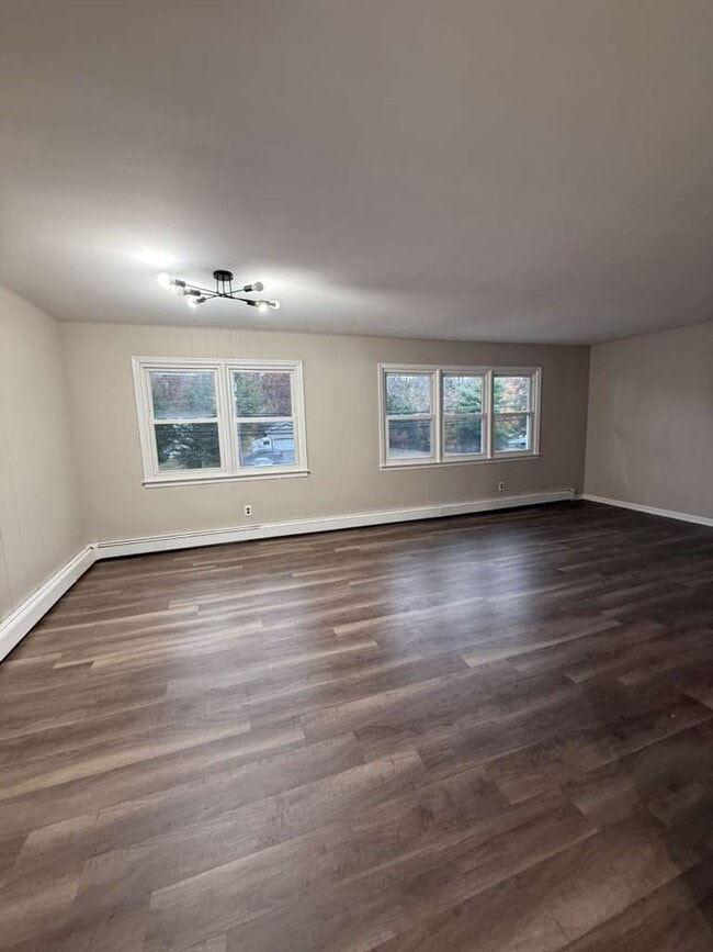 Building Photo - 153 Cedar Swamp Rd