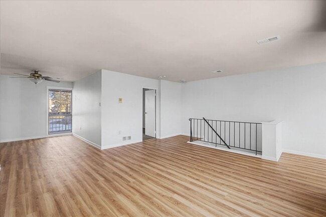 Building Photo - 66 Banner Ct