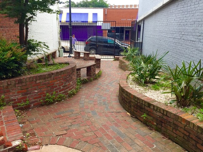 Building Photo - The Lofts on 5th