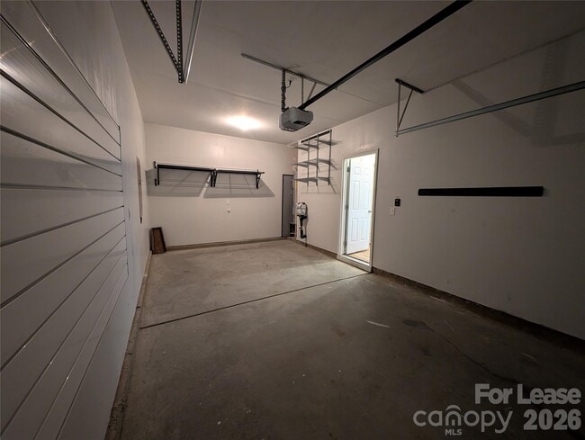 Building Photo - 8419 Candlenut Ln