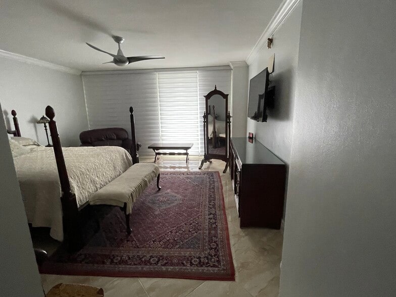 Building Photo - 4280 Galt Ocean Dr., Apt. 2C