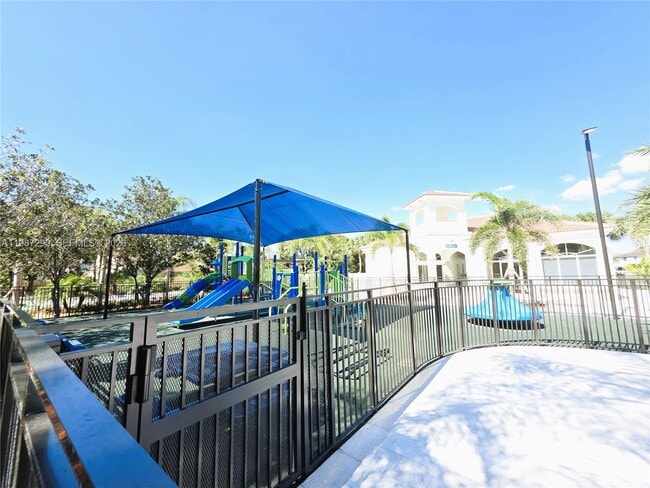 Building Photo - 16404 Diamond Head Dr