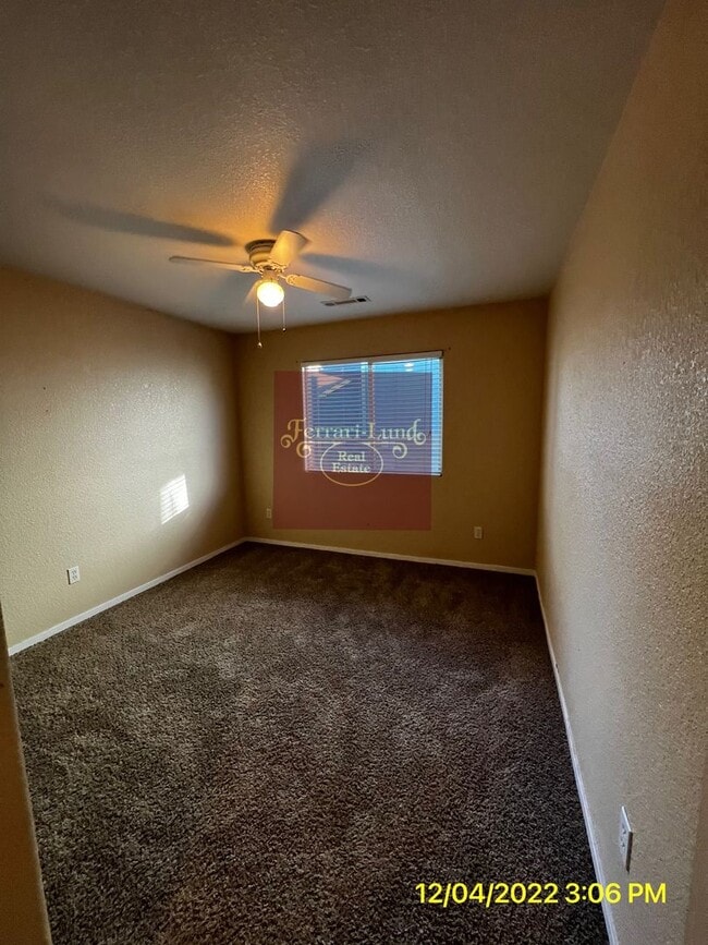 Building Photo - Home in the North Valley's - Kay DeAlba Pr...