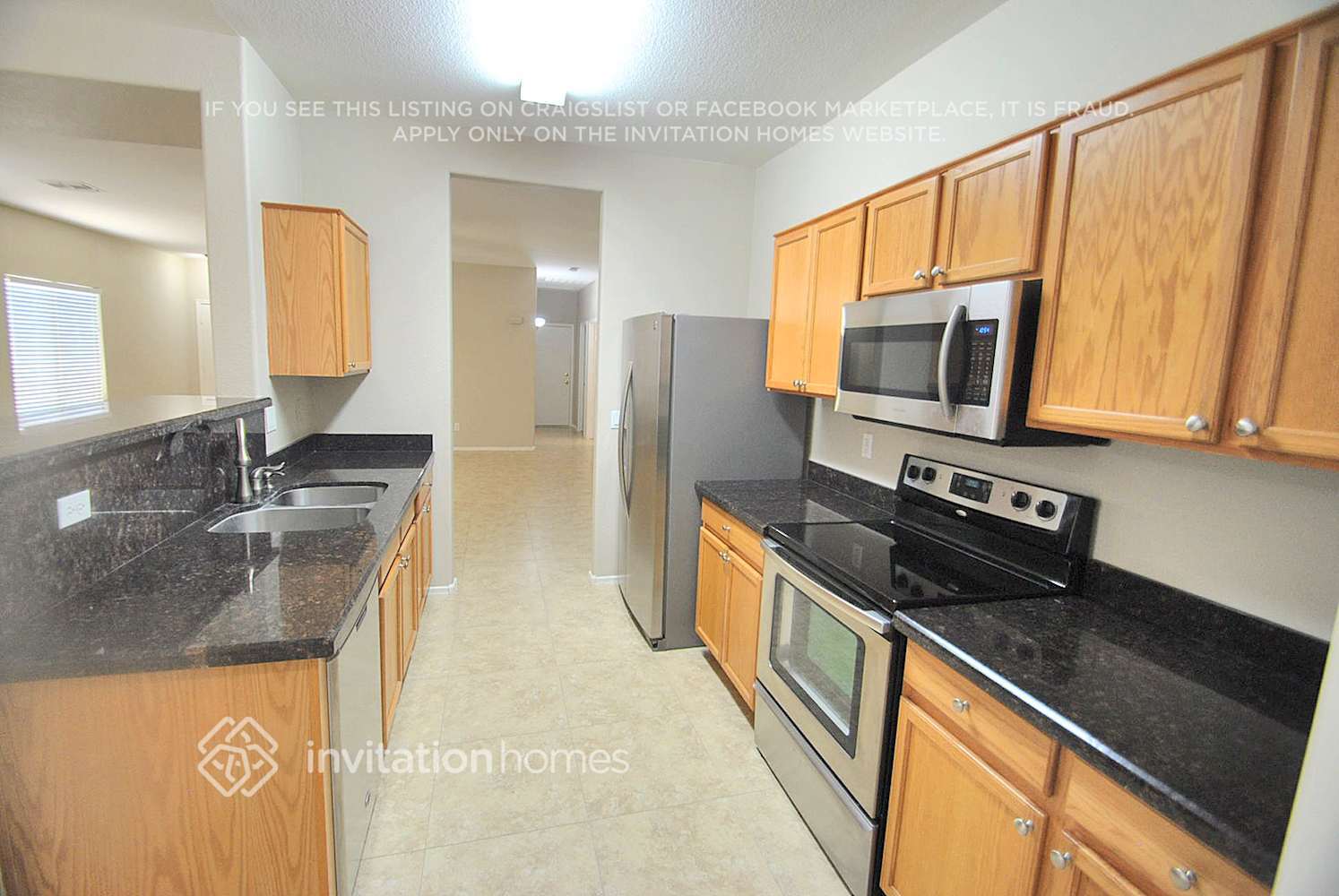 Building Photo - 806 E Tortoise Trail
