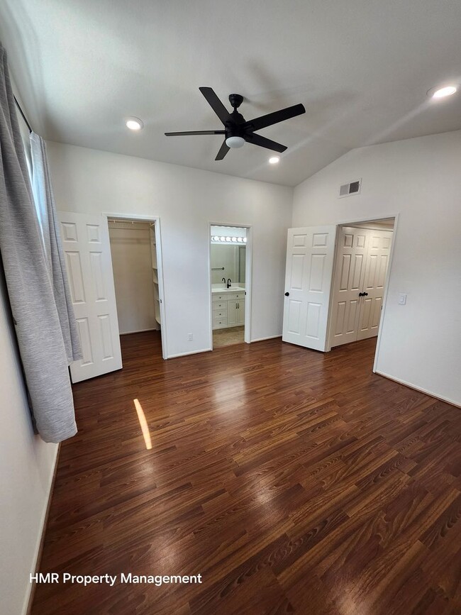Building Photo - 2bed/2bath Condo near Victoria Gardens!