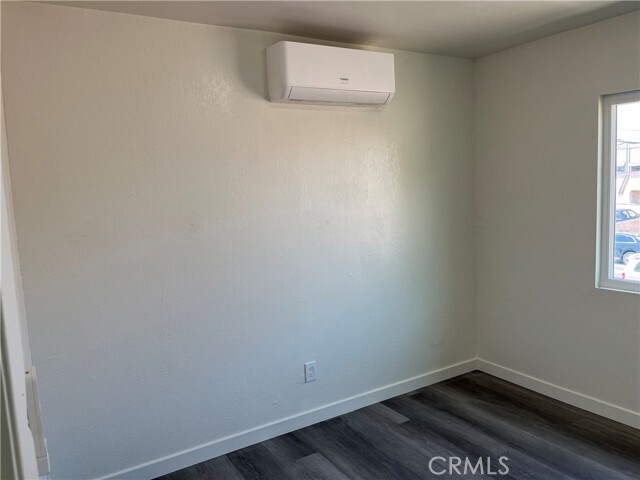 Building Photo - 1257 Velasco St