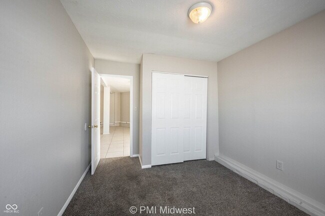 Building Photo - 4881 300W