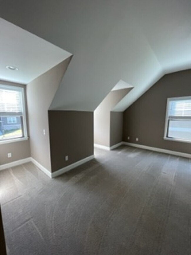 Building Photo - 3 Bedroom 2.5 Bath + Finished Bonus for Rent in Ooltewah