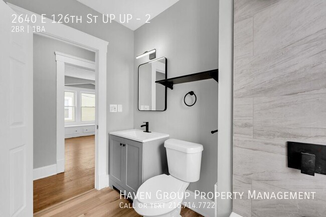 Building Photo - 2640 E 126th St