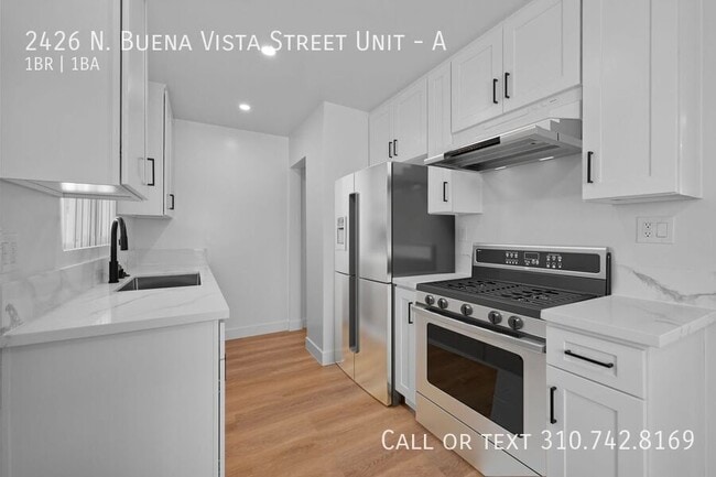 Building Photo - 2426 N Buena Vista St