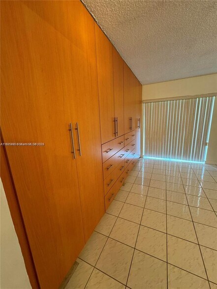 Building Photo - 7787 SW 86th St