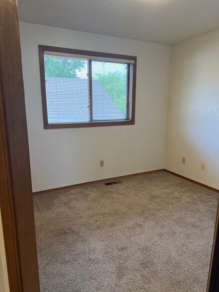 Second Upstairs Bedroom - 703 E Manitoba Ave