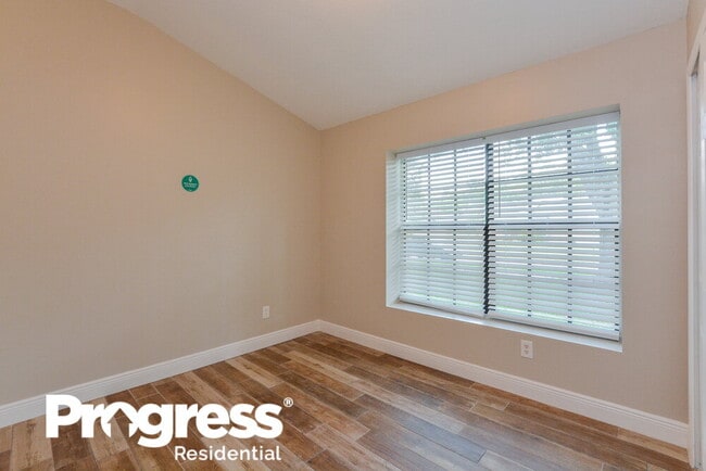 Building Photo - 10119 Pink Carnation Ct