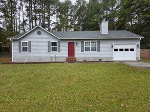 Building Photo - Charming 3 Bedroom Home in Falcon Crest!