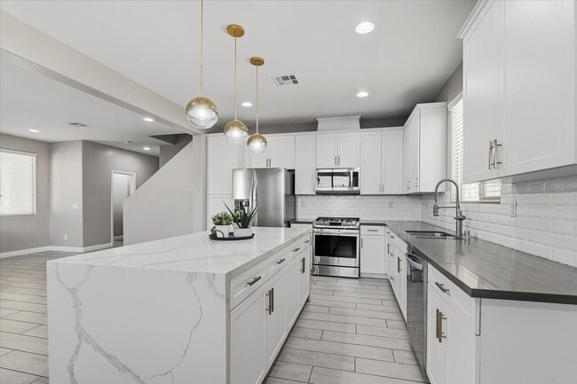 Building Photo - 9362 Noble Sage Ave